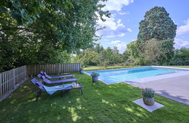 Cosy holiday home with a large garden