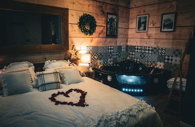 COSY MOUNTAIN LOVE ROOM