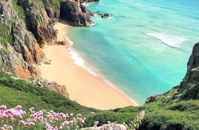 Cosy quiet cottage in Cornwall close to the coast