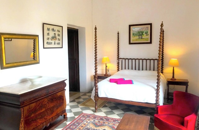 Cosy Room in "Son Vivot" with Pool, Terraces & Wi-Fi