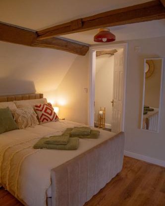 Cosy Town Loft by Shropshire Abodes