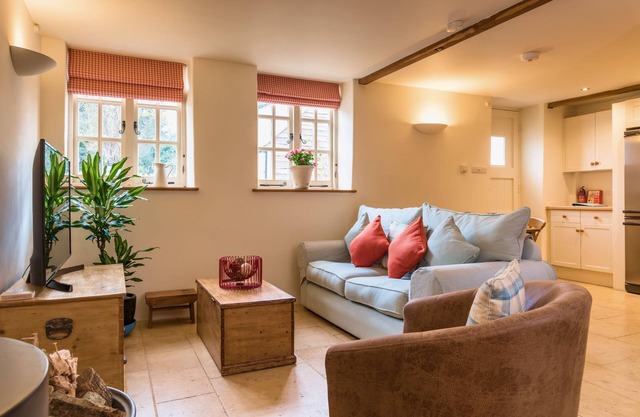 Cottage 2 - sleeps 2 guests in 1 bedroom