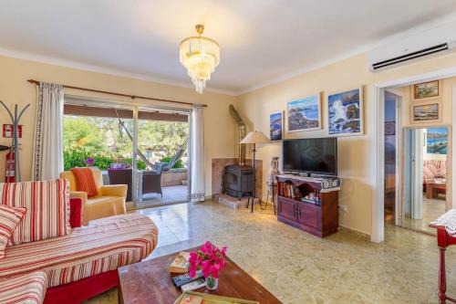 Cottage 50 m From the Beach Up to 4 Guests
