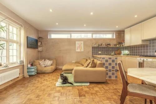 Cottage close to the beach - pet friendly