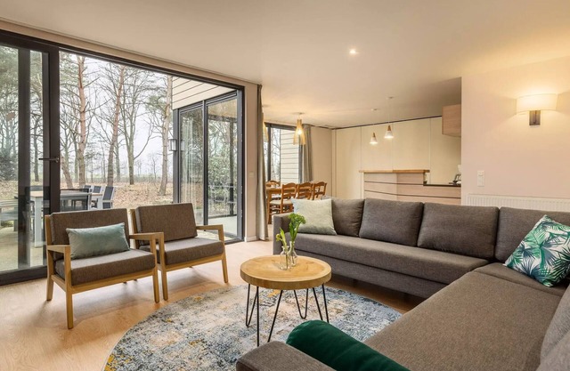 Cottage Eden Premium 8 People