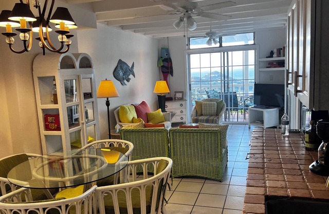 Cottage-like West Indie town house. Perfect for two couples or a family!