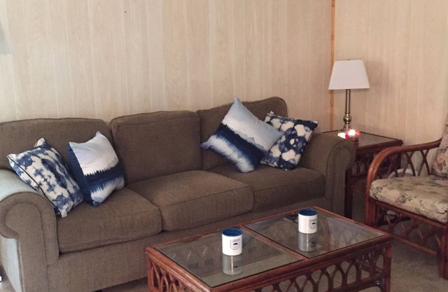 Cottage on the Madawaska River, Griffith, ON - Nature At Your Doorstep