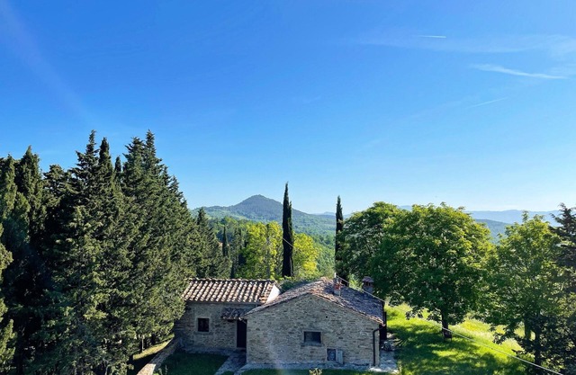 Cottage with swimming pool