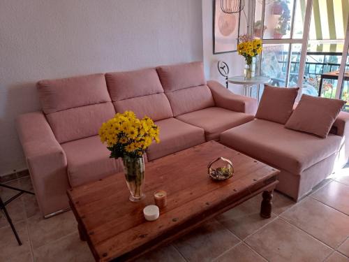 Coty's Beach, habitaciones en casa compartida