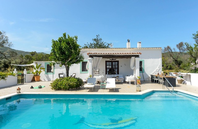Country House in stunning Azaro Valley Sleeps 8