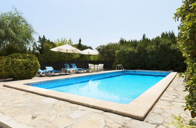 country estate ideal for families