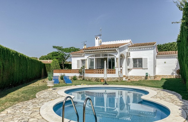 Country House 'Finca Pinca' with Mountain View, Wi-Fi and Air Conditioning
