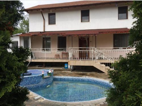 Country House БатЖоро