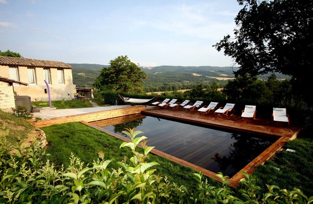 Country House "Hameau Des Oraisonis" with Mountain View, Private Pool & Wi-Fi