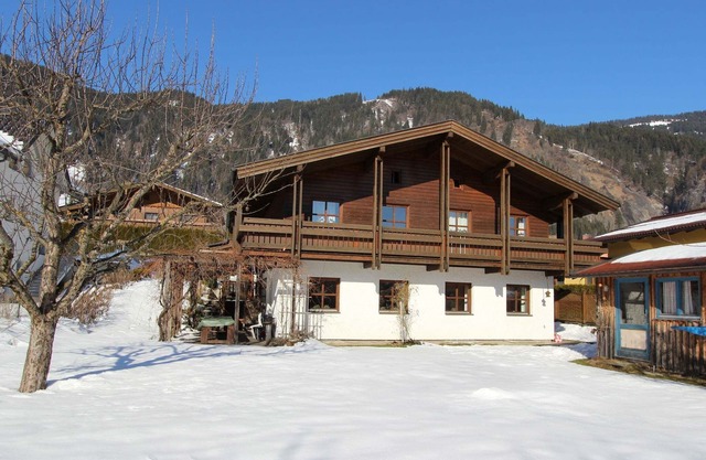 Country house in Goldegg with sauna
