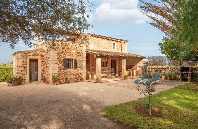 Country house very close to one of the most beautiful beaches of Mallorca