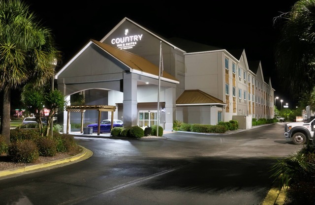 Country Inn & Suites by Radisson, Savannah Gateway, GA