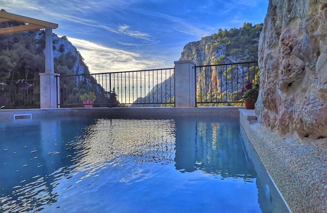 Country Villa Hvar Hill with Pool