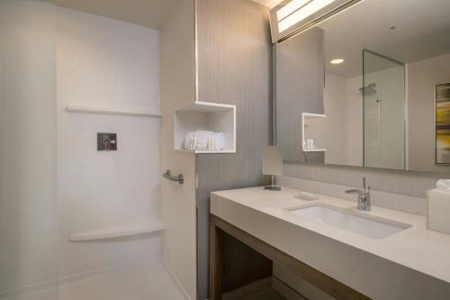 Courtyard by Marriott Madison
