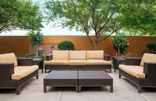 Courtyard by Marriott Springfield