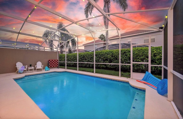Covered Heated Pool Game room 4BR Near Disney!