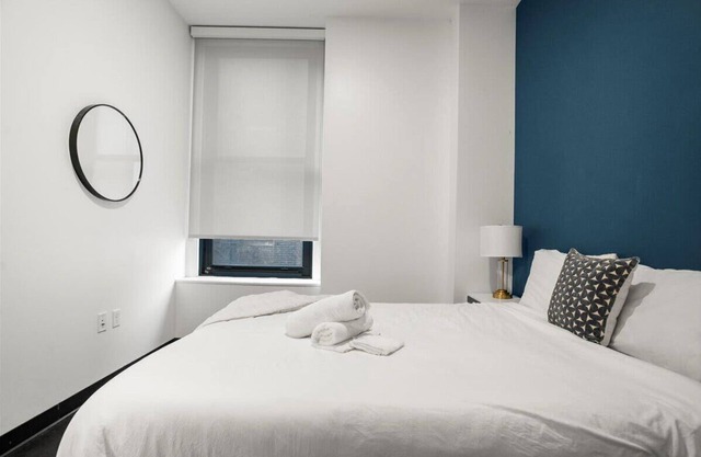 Coze 1BD, Budget Friendly, Walk to DLCC & PNC Park