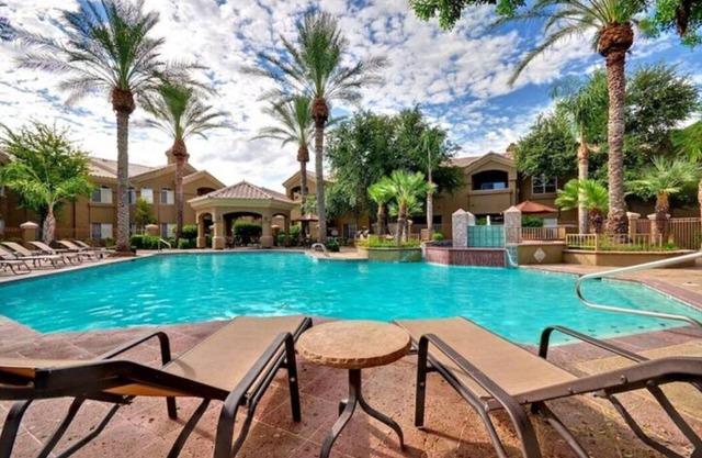 Cozy 1-Bdrm Scottsdale Condo next to pool