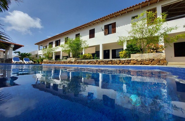 Cozy 1-bedroom apartment in welcoming El Yaque with AC