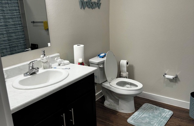 Cozy 1-bedroom apmt, great city view with fitness room, WiFi & Elevator Plano