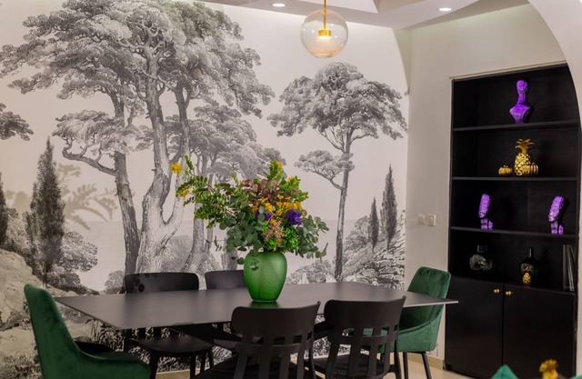Cozy 1-bedroom flat in downtown Plateau-Abidjan, where nature and serenity meet.