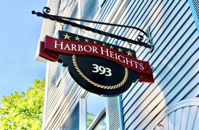 Cozy 1-bedroom Efficiency in Downtown Southwest Harbor [Manset Room]