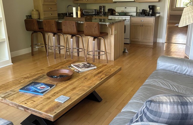 Cozy 1-bedroom with AC & Lake Access WiFi in Ellsworth Near Acadia Bar Harbor