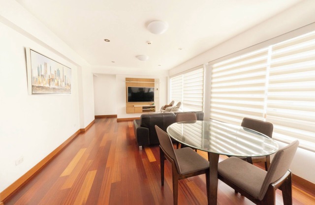 Cozy 2-bedroom apartment + office in Surquillo, Lima Peru.