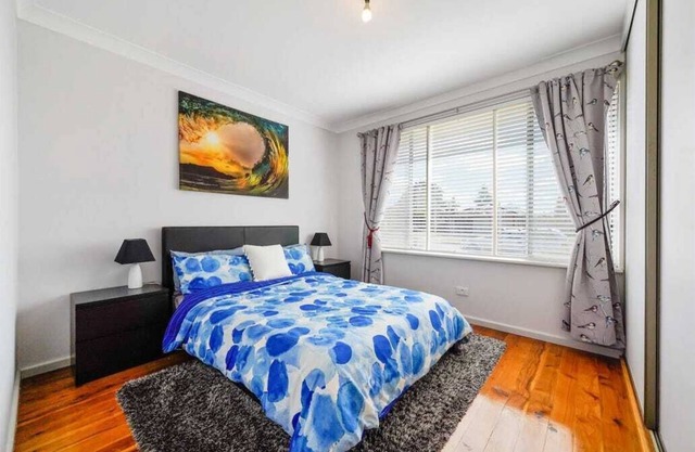 Cozy 2 bedroom suite w/stylish bath