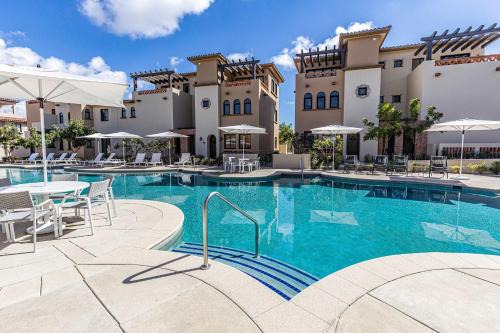 Cozy 2 BR at Mavila Gym & Resort Access