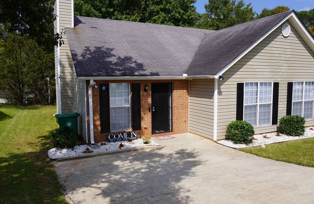 Cozy 3 BEDROOM 20 minutes from ATLANTA AIRPORT