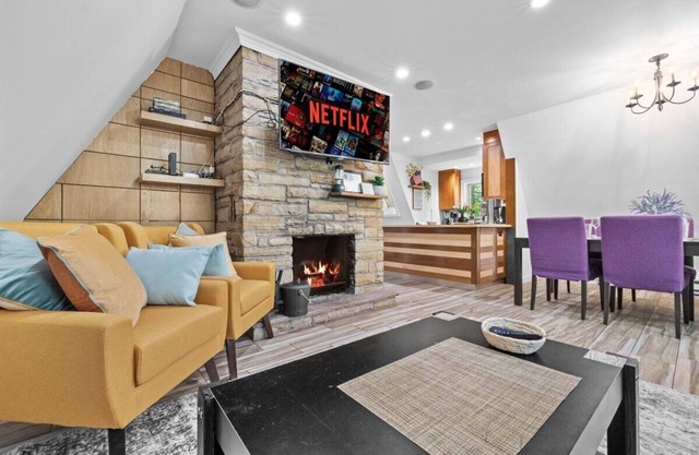 Cozy A-Frame ~ LakeAccess GameRoom EV FirePit Pets