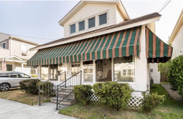 Cozy and nostalgic family friendly shore home