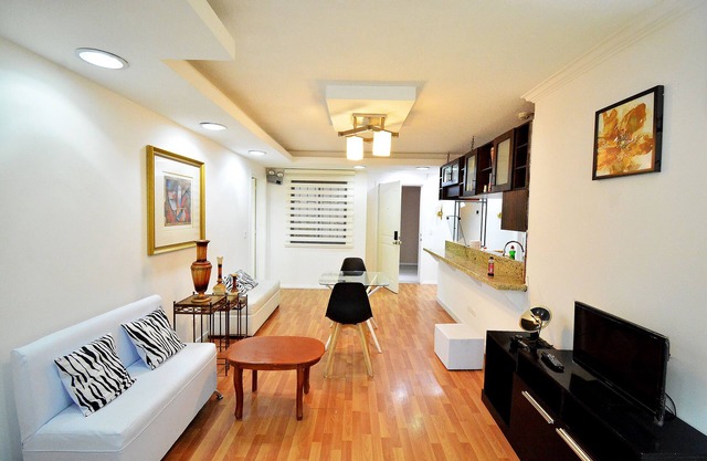 Cozy Apartment @ 3 min walking distance from Dann Carton Hotel