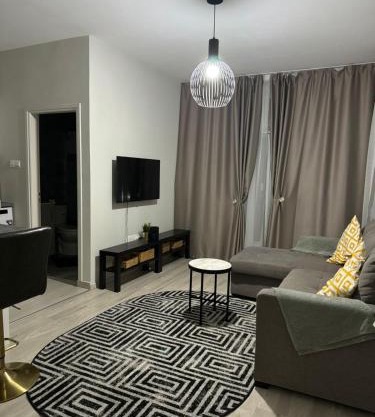 Cozy Apartment by the sea