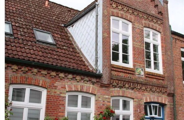 Cozy apartment on the canal