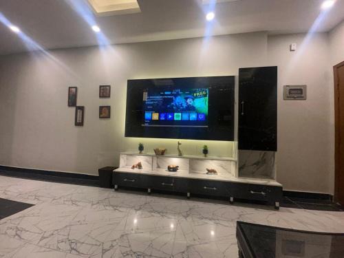 Cozy apartment, luxury amenities!