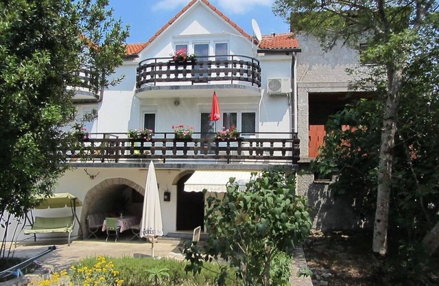 Cozy apartment Marijana 1 for 4 people on the island of Krk