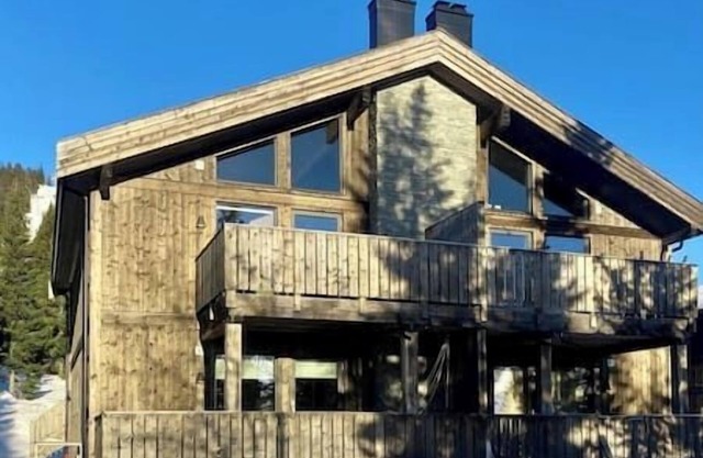 Cozy apartment ski in/out, BBQ & Wifi Sjusjøen