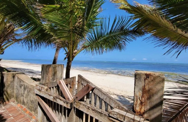 Cozy Beach Haven in Mombasa (Kikambala)