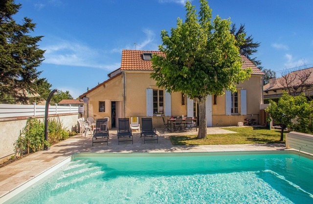 Cozy Bergerac Haven w/Pool