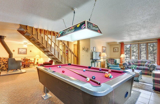 Cozy Black Hills Nature Retreat w/Private Deck!