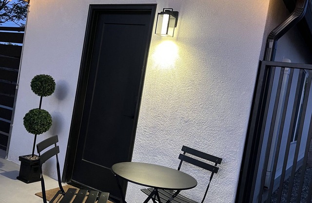 Cozy & chic Albuquerque casita near Route 66 & Vibrant Nob Hill