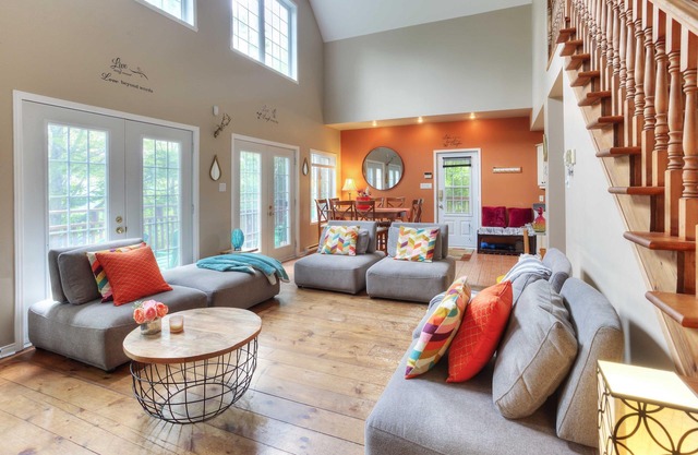 Cozy cottage in Mt-Tremblant with Magnificent View/Monthly rental/Extended stays