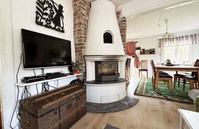Cozy cottage in Värmland near untouched wilderness and skiing | SE18008